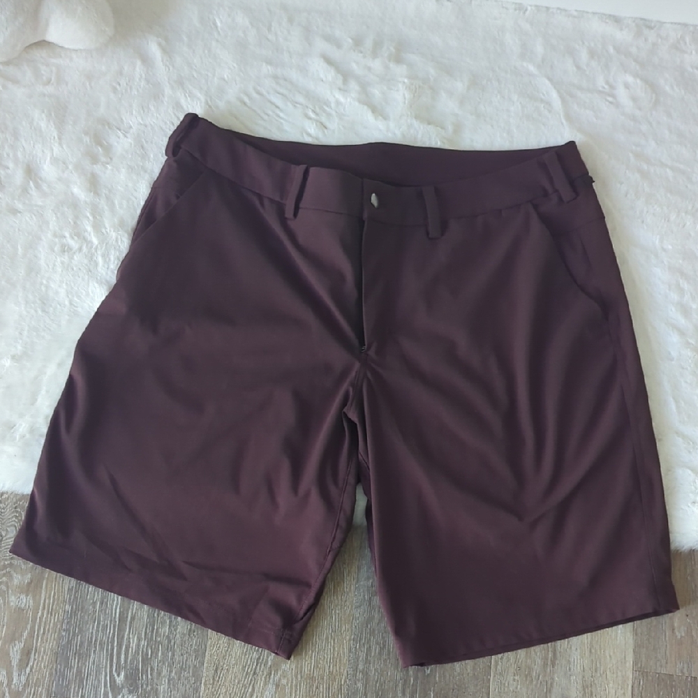 Lululemon Men Shorts